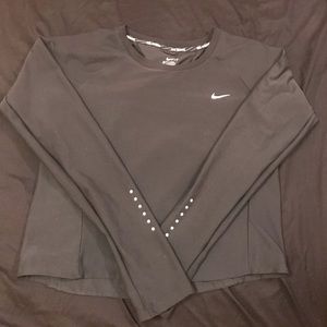 EUC Women’s Nike Running Long Sleeve